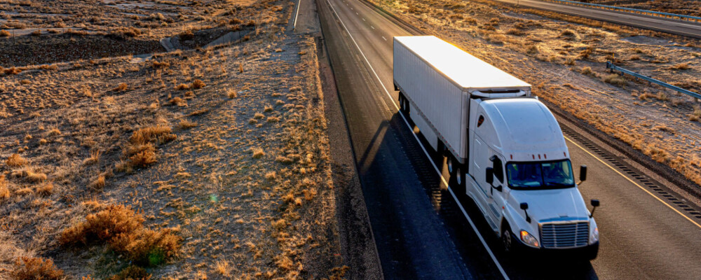 Semi-Truck Driving Semi-Truck Driving