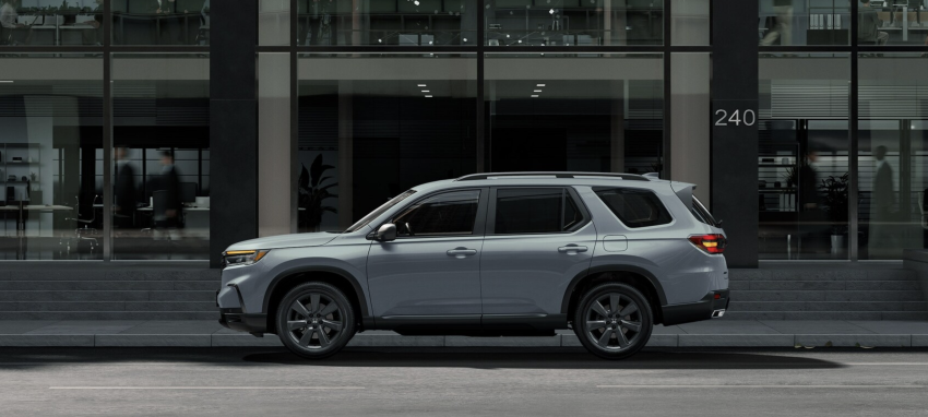 2026 Honda Pilot Sport in Sonic Gray Pearl