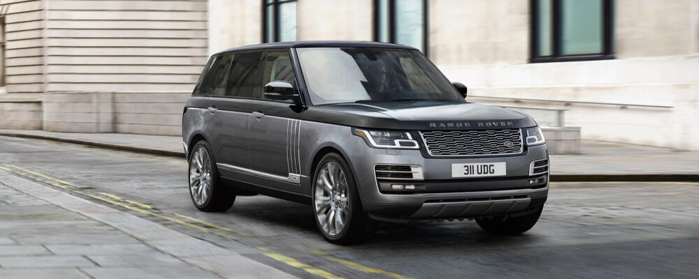 2021 Range Rover SVAutobiography Driving 2021 Range Rover SVAutobiography Driving