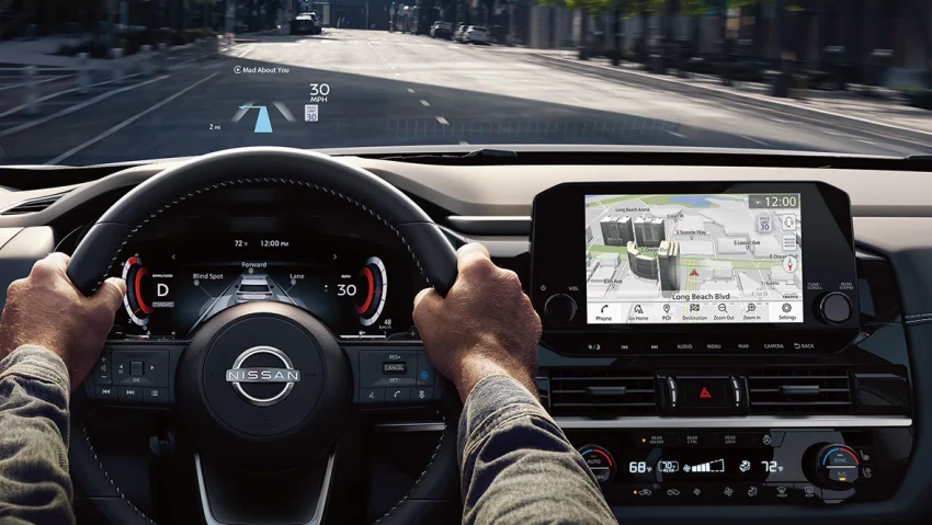 2022 Nissan Pathfinder Interior Dashboard