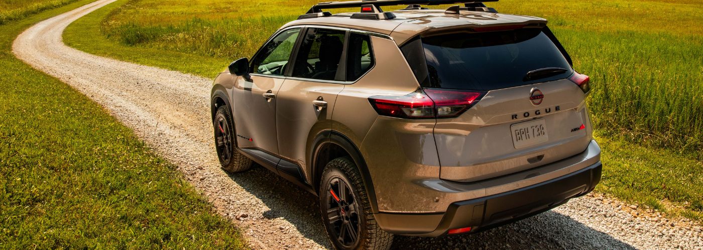 2026 Nissan Rogue Driving 2026 Nissan Rogue Driving