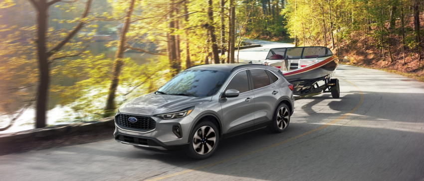 2024 Ford Escape Towing a trailer