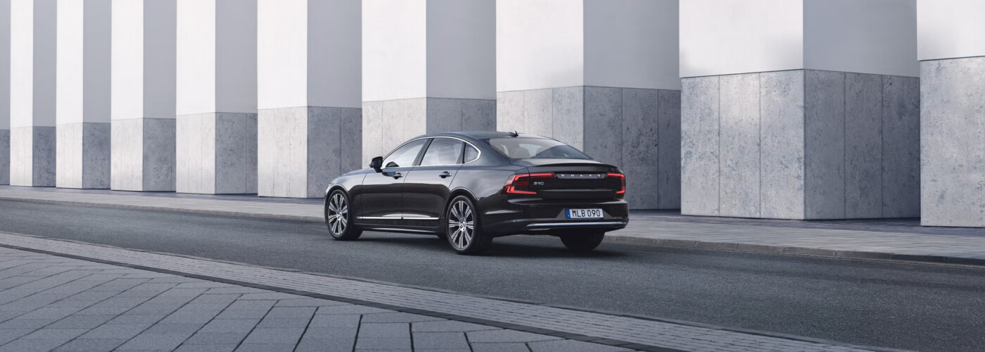 2025 Volvo S90