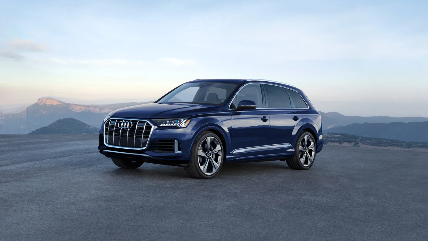 Blue 2022 Audi Q7