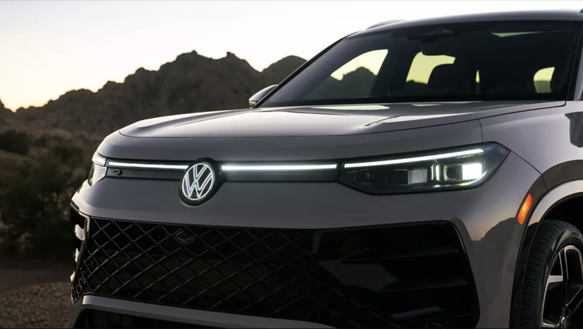 2026 Volkswagen Tiguan Front Grille