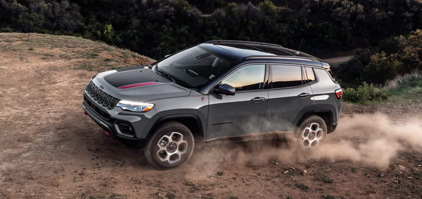 2022 Jeep Compass Hill Dirt