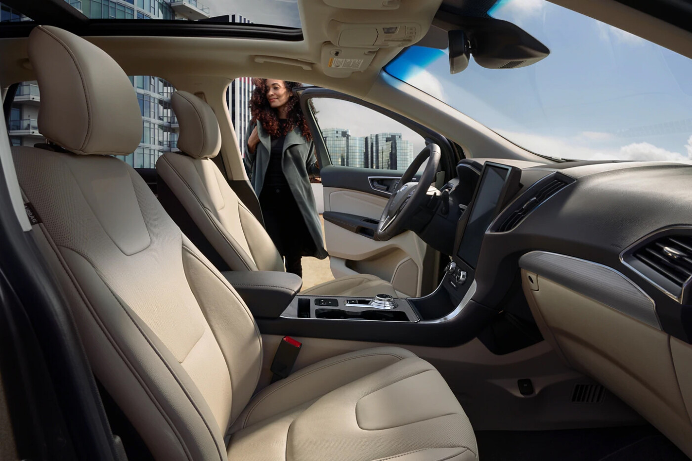 2021 Ford Edge interior