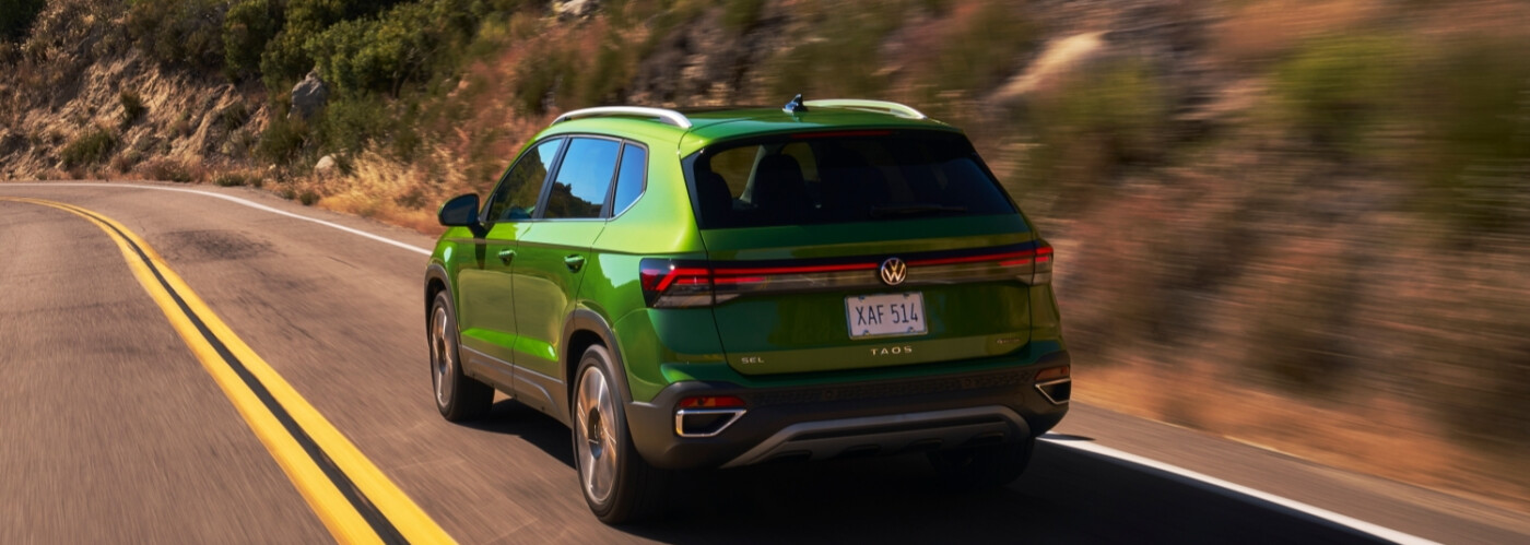 2025-vollkswagen-taos-rear