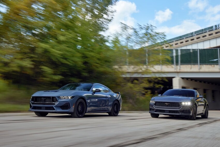 2024 Ford Mustangs racing