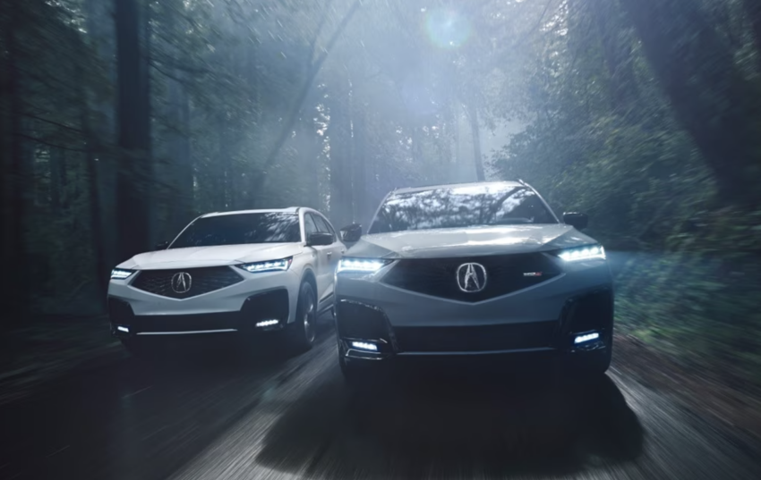 Side profile of the flagship 2026 Acura MDX luxury three-row SUV arriving in North Haven, Connecticut