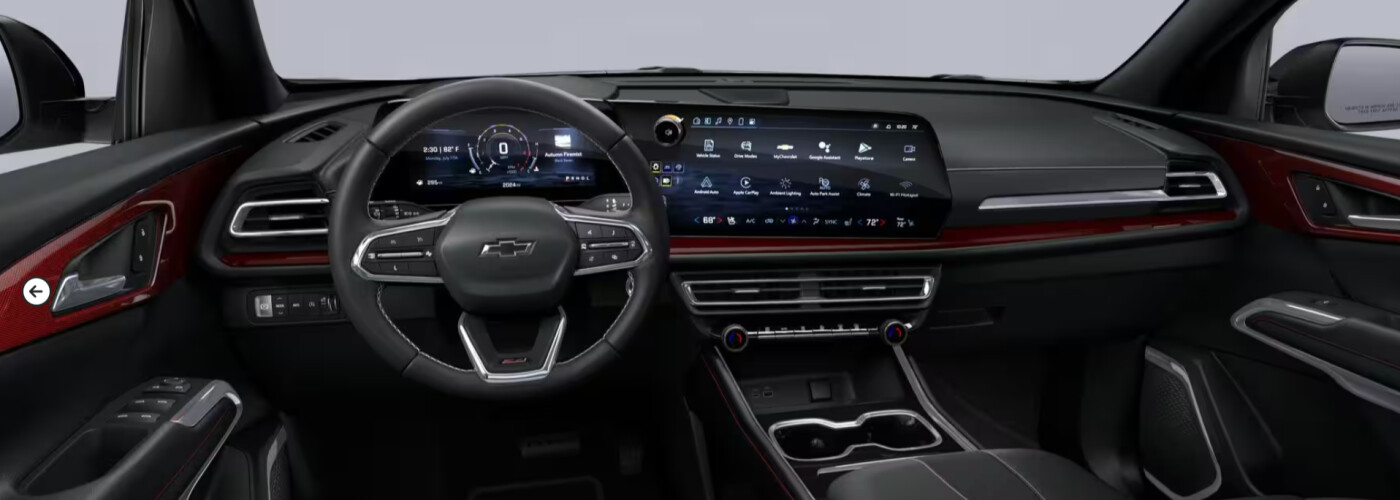 Inside image of the front seats in a 2026 Chevrolet Traverse