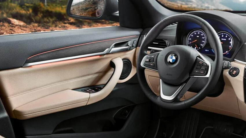 2022 BMW X1 Interior Front Seat