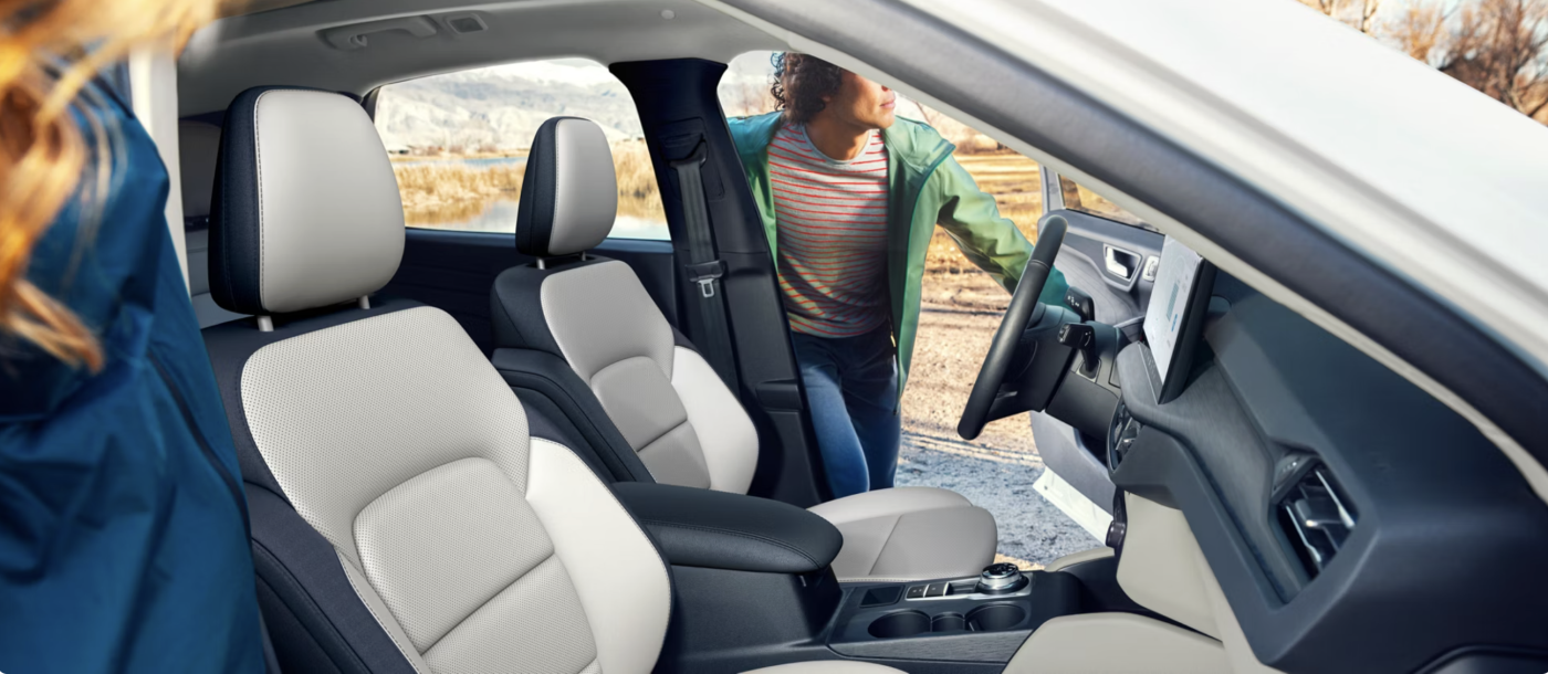 New and Used OEM Ford vehicles parked at Cocoa Ford dealership serving Port St. John, FL