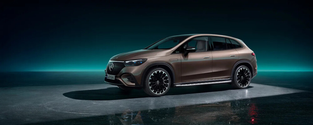 2023 Mercedes-EQE SUV Exterior 2023 Mercedes-EQE in beige staged