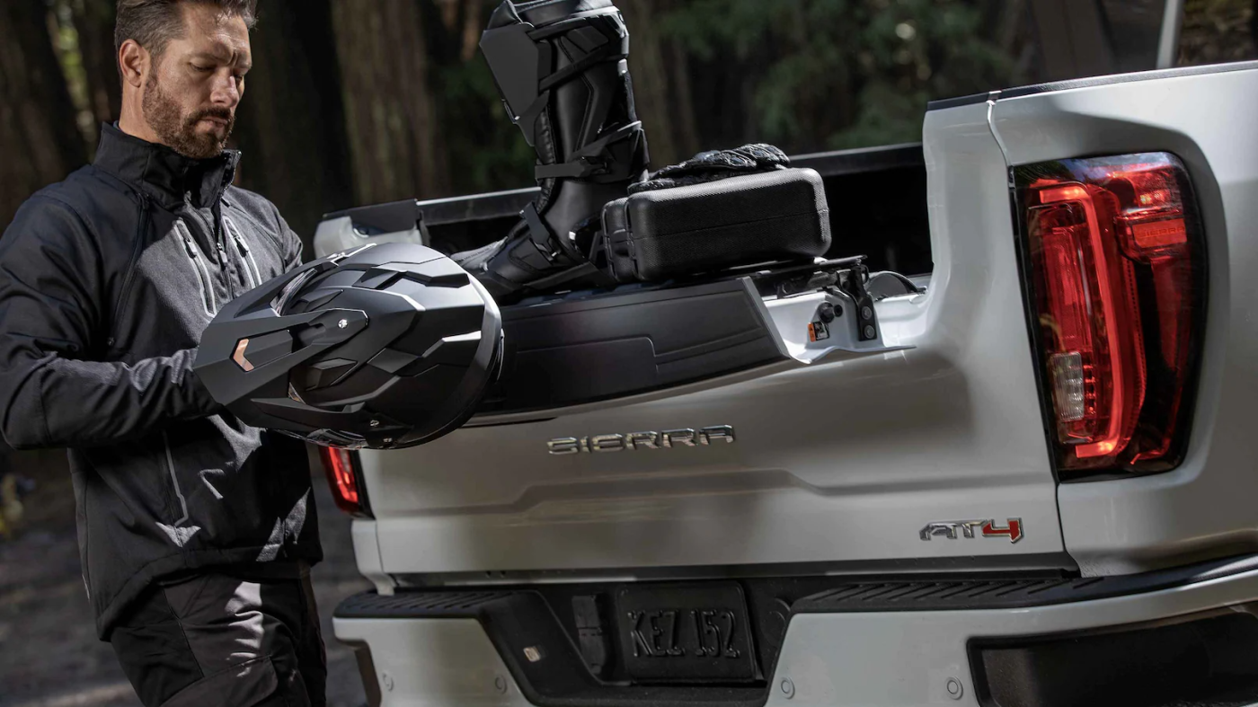 2022 GMC Sierra 2500 AT4