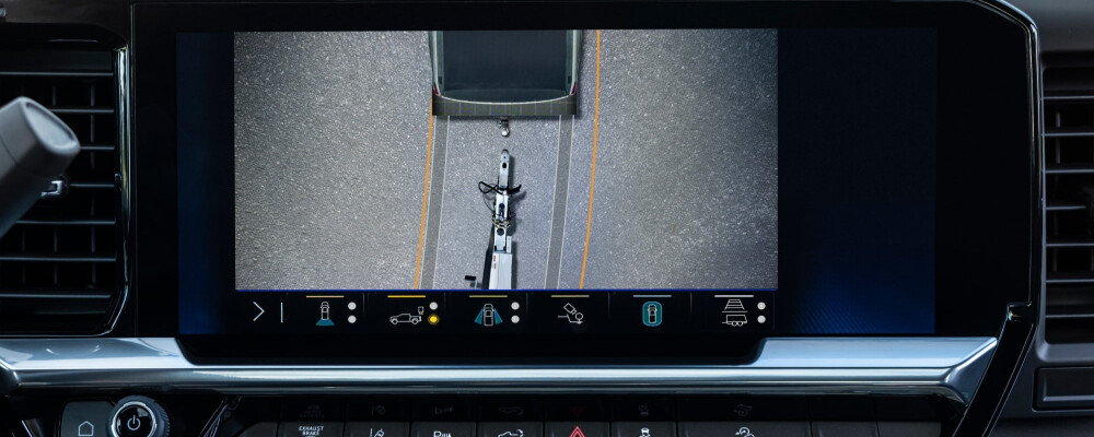 2025 Chevrolet Silverado HD Tow Assist