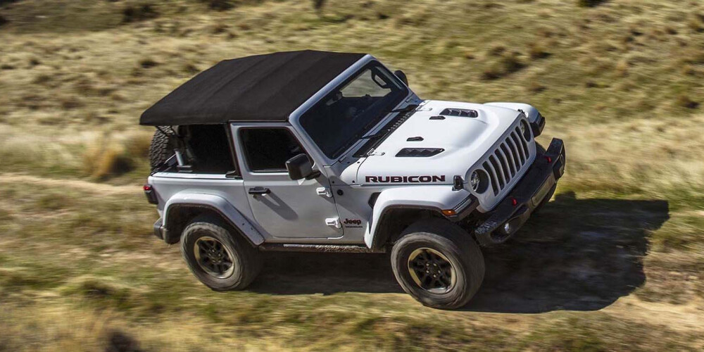 2019 Jeep Wrangler Driving 2019 Jeep Wrangler Driving