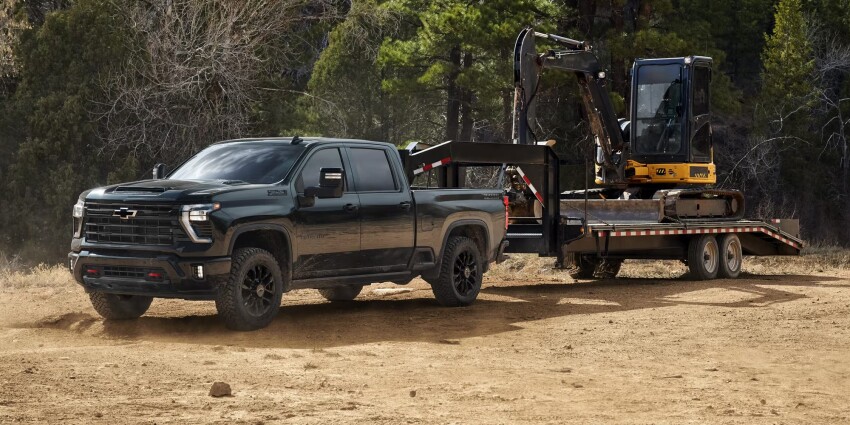 2026 Chevrolet Silverado 1500 towing BOB CAT