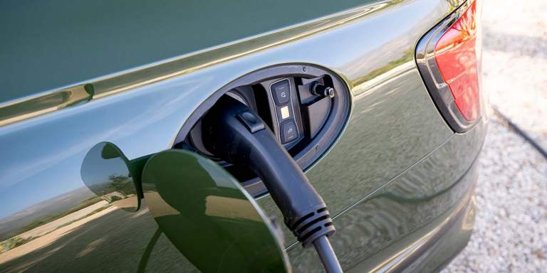 2023 Bentley Bentayga Hybrid 2023 Bentley Bentayga Hybrid