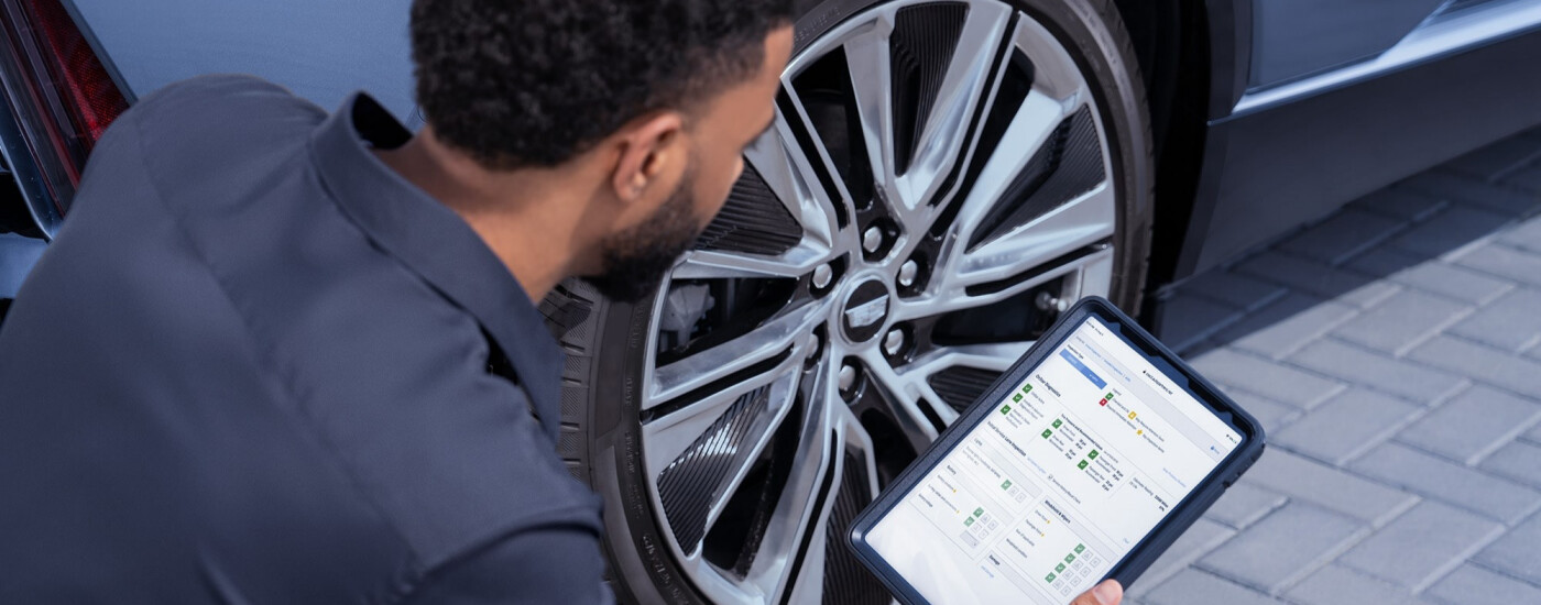 Cadillac Tire Finder