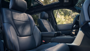 2025 Toyota Tundra Platinum CrewMax Interior