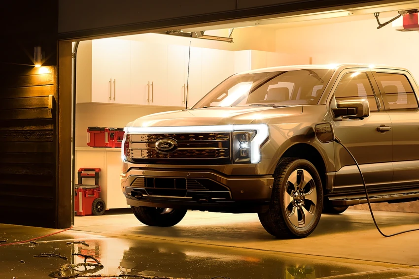 2022 Ford F-150 Lightning Charging