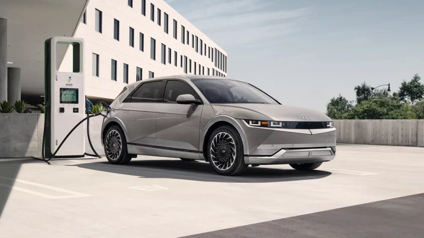 2024 Hyundai IONIQ 5 - Charging