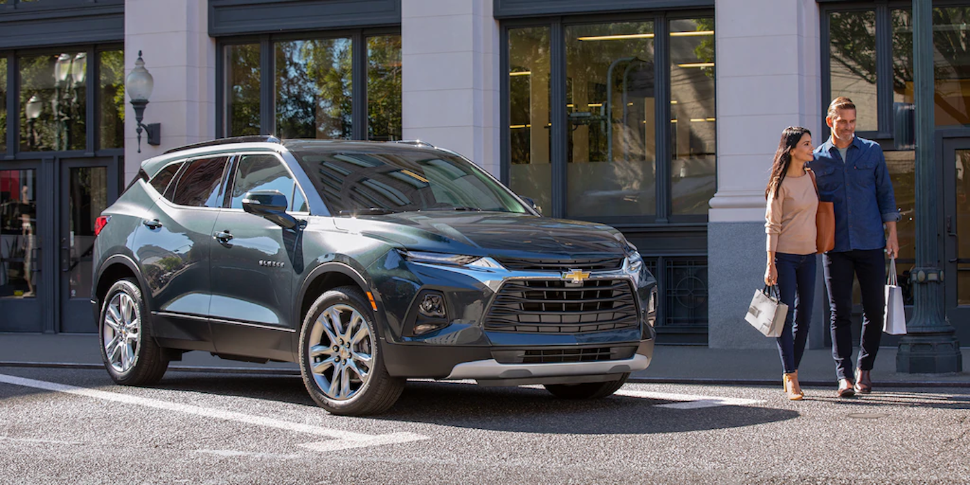 2020 Chevrolet Blazer parked outside of a store 2020 Chevrolet Blazer parked outside of a store