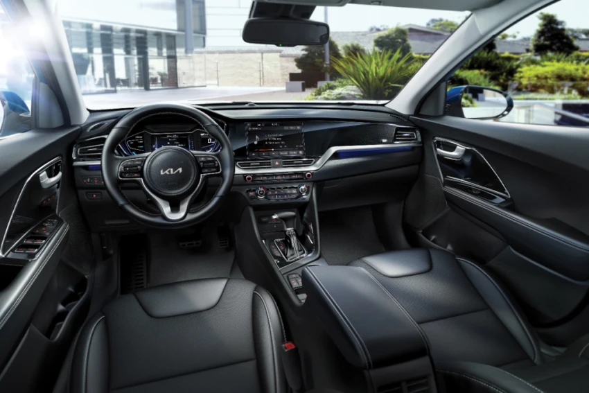 2022 Kia Niro Plug-in Hybrid Interior