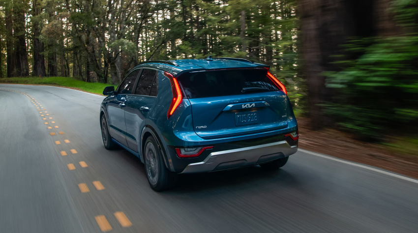 2025 Kia Niro Plug-in Hybrid SX Touring 2025 Kia Niro Plug-in Hybrid SX Touring