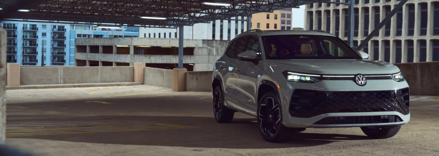 2025 Volkswagen Tiguan SEL R-Line in Sandstone Color 2025 Volkswagen Tiguan SEL R-Line in Sandstone Color