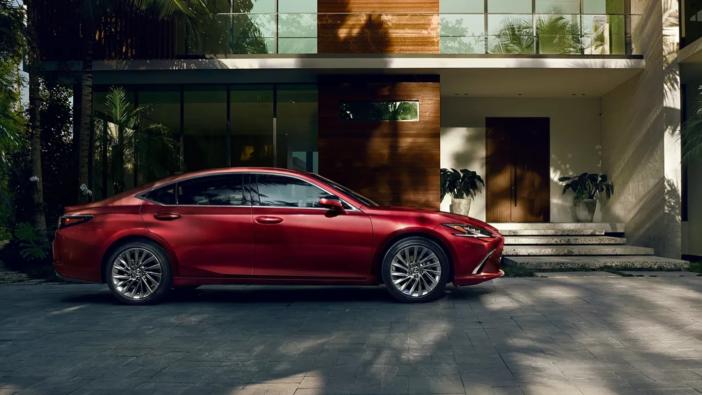 2023 Lexus ES Parked Outside